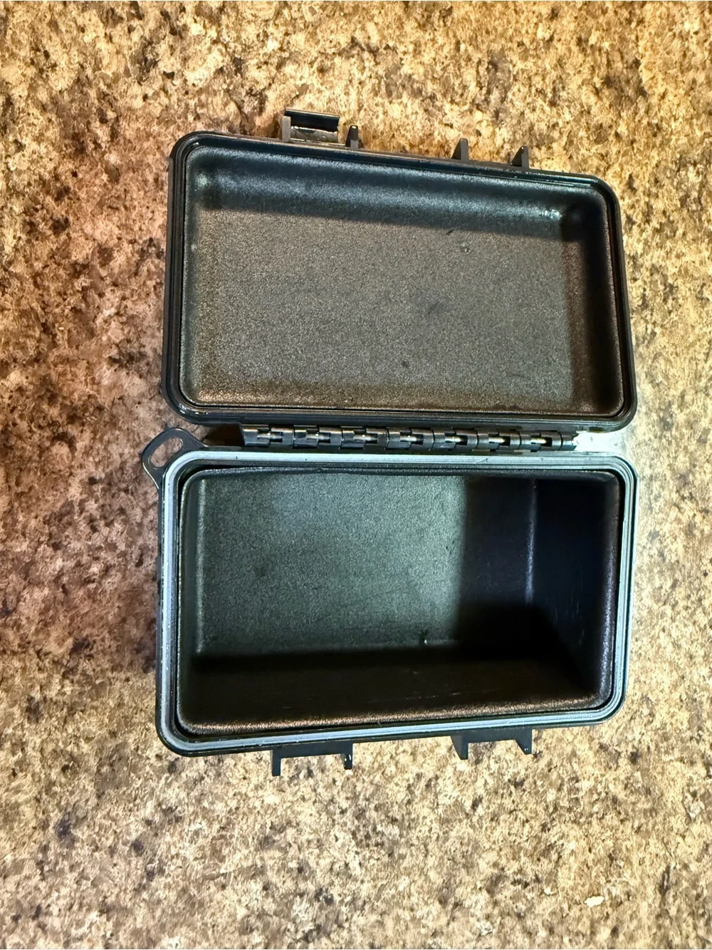 OtterBox 2500 Series Dry Box